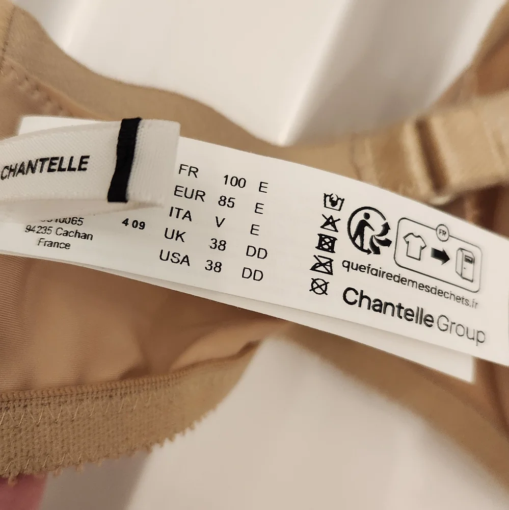 Chantelle Women's Merci Lightweight Nursing Bra Underwire